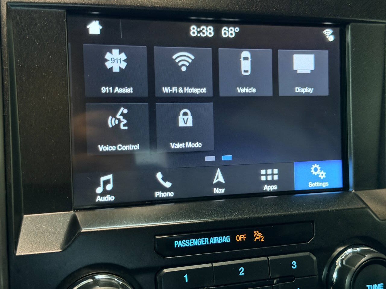 Used 2018 Ford F150 XLT w/ Equipment Group 302A Luxury AWD/4WD image 40