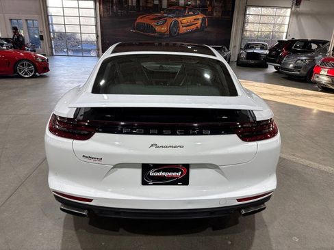 Used 2017 Porsche Panamera image 6