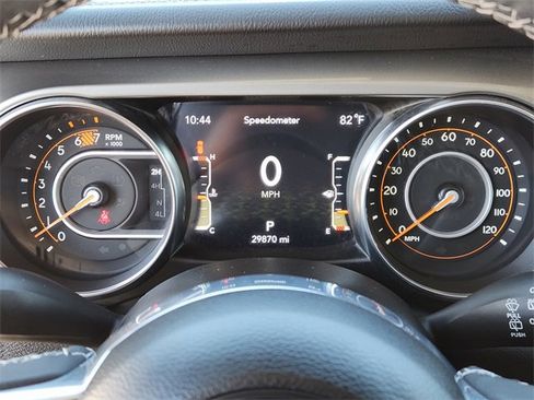 Used 2023 Jeep Wrangler Sahara image 12