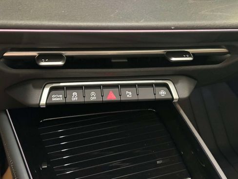 New 2026 Audi Q3 quattro 2.0T AWD/4WD image 27