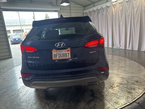 Used 2017 Hyundai Santa Fe Sport image 6