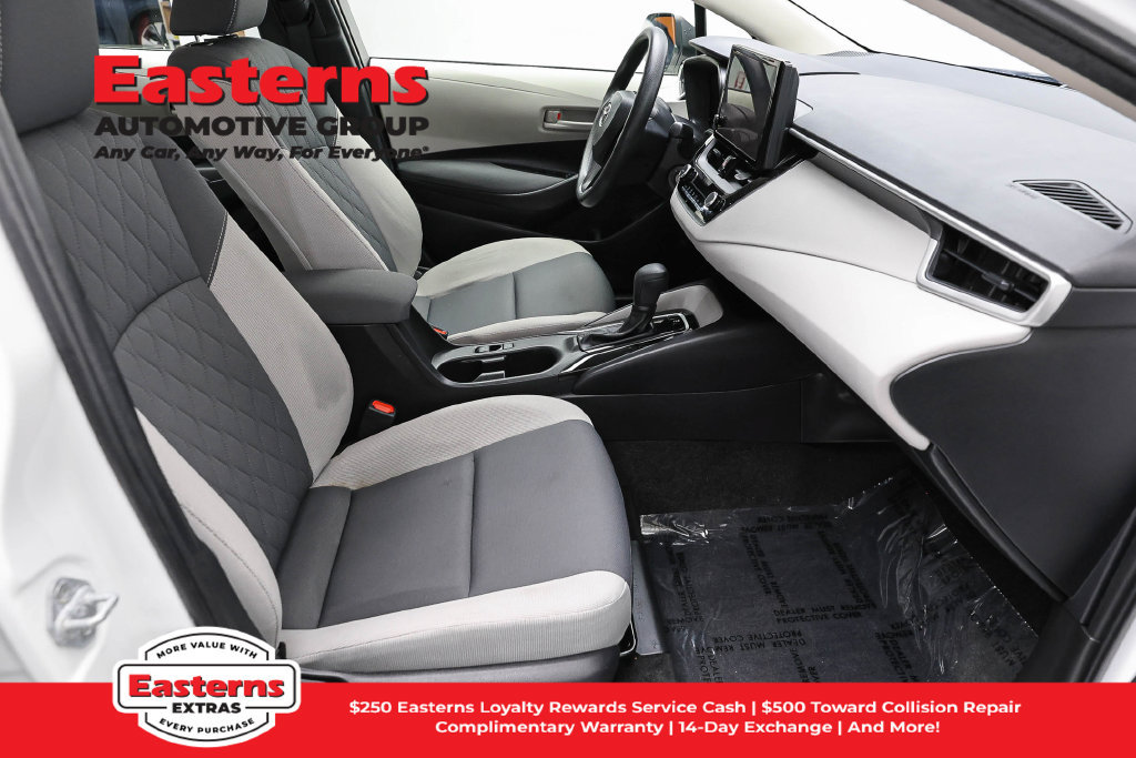 Used 2023 Toyota Corolla LE FWD image 23