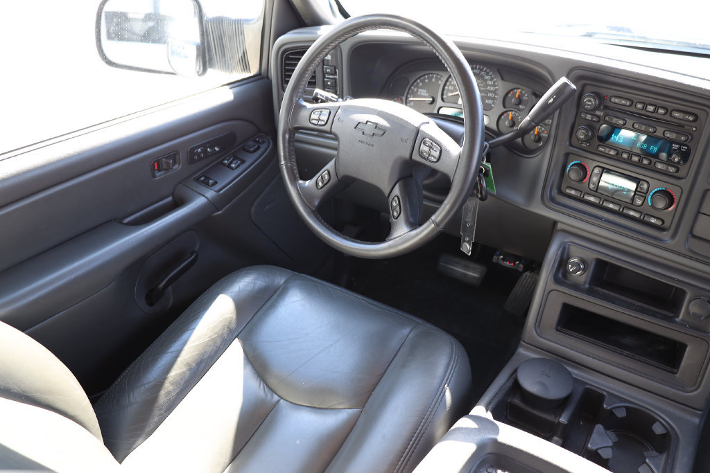 Used 2005 Chevrolet Silverado 3500 LT w/ Skid Plate Package AWD/4WD image 20