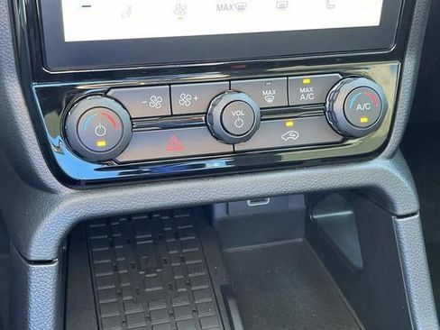 Used 2025 Ford Ranger XLT w/ Equipment Group 301A High image 35