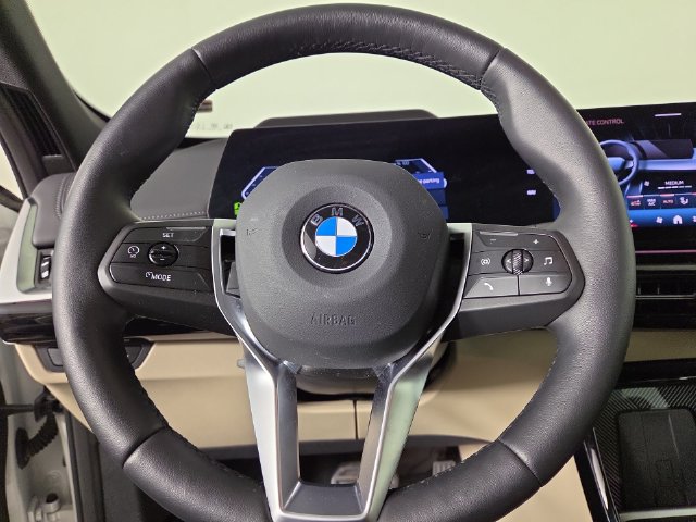 Used 2025 BMW X1 xDrive28i w/ Premium Package AWD/4WD image 21