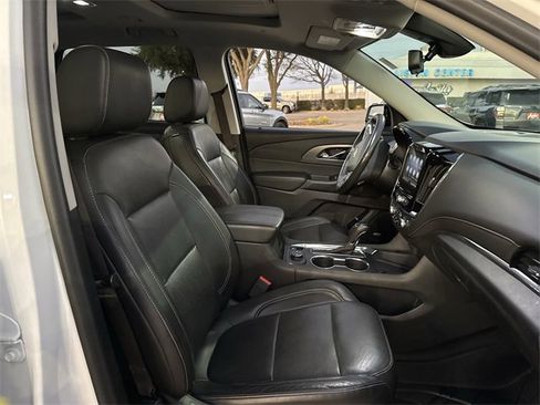 Certified 2020 Chevrolet Traverse Premier w/ Redline Edition image 31