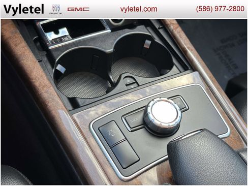 Used 2013 Mercedes-Benz E 350 4MATIC Sedan image 31