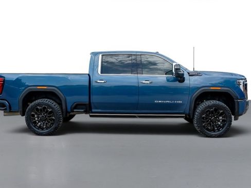 Used 2024 GMC Sierra 2500 Denali Ultimate AWD/4WD image 5