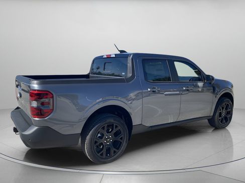 New 2026 Ford Maverick Lariat w/ Black Appearance Package image 4