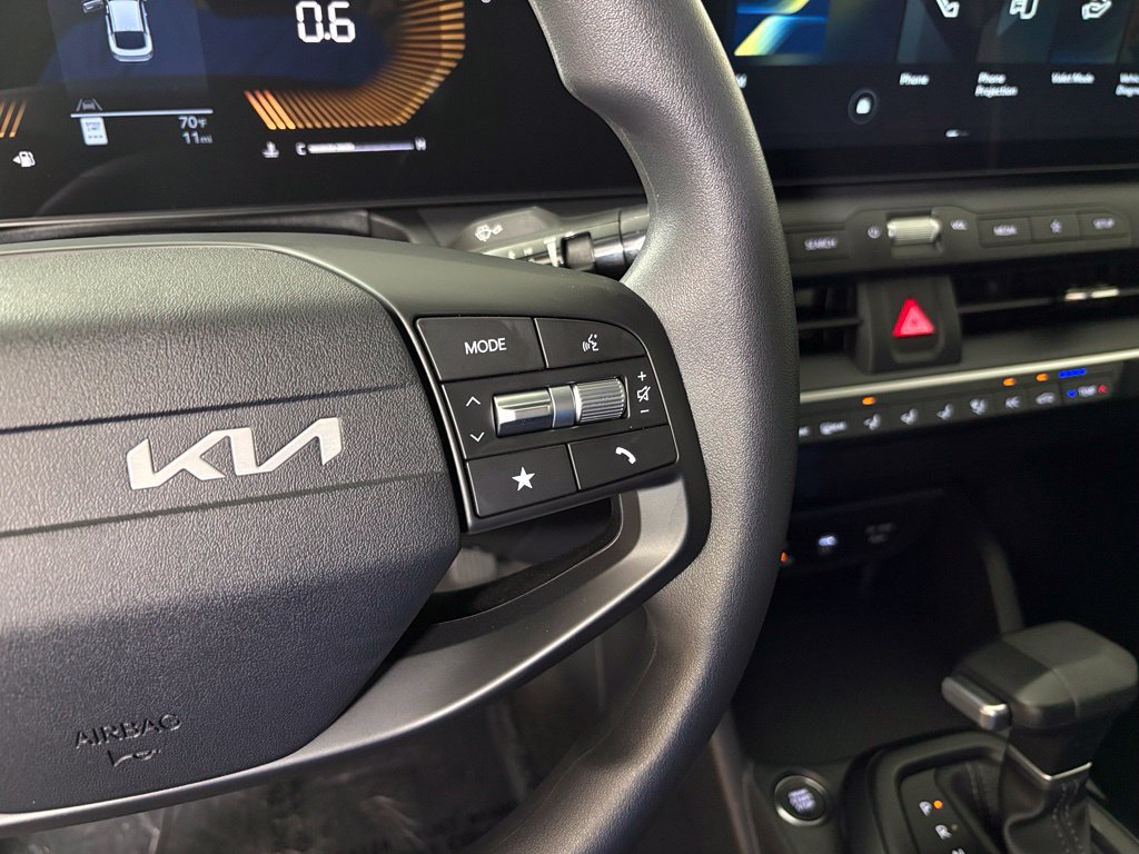 New 2026 Kia K4 FWD image 21