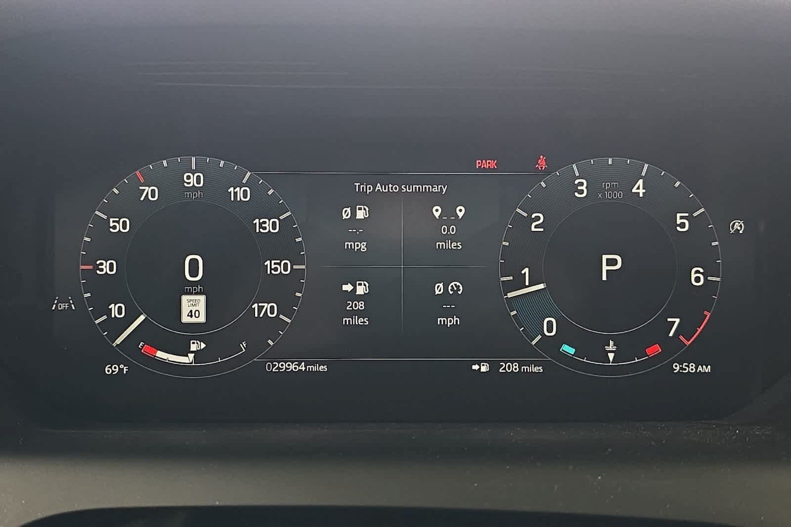Used 2024 Land Rover Discovery Sport Dynamic SE AWD/4WD image 25