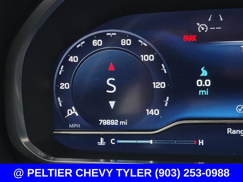 Used 2022 Chevrolet Tahoe RST w/ Luxury Package RWD image 19