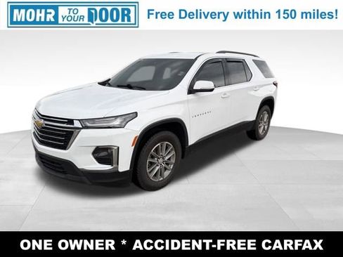 Used 2023 Chevrolet Traverse LT FWD image 1