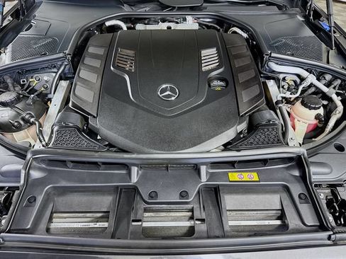 Used 2022 Mercedes-Benz S 580 4MATIC Sedan image 32