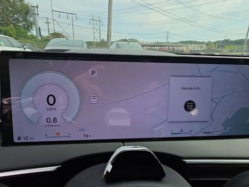 New 2027 Genesis GV70 2.5T AWD/4WD image 17