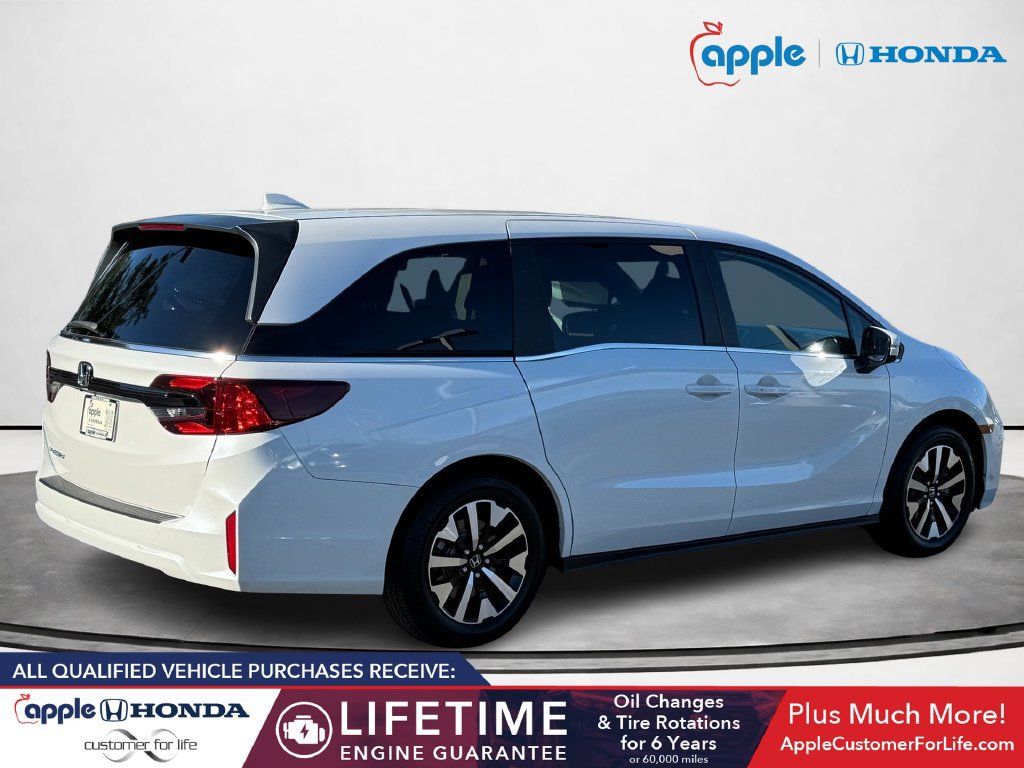 Used 2026 Honda Odyssey EX-L image 3