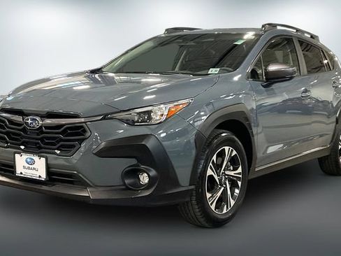 Used 2025 Subaru Crosstrek 2.5i Limited AWD/4WD image 3