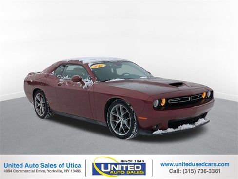 Used 2022 Dodge Challenger GT image 1