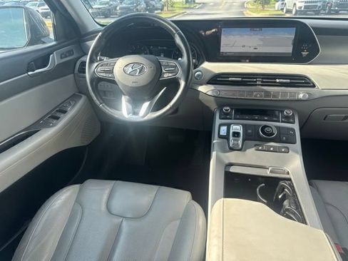 Used 2022 Hyundai Palisade SEL w/ Premium Package FWD image 19