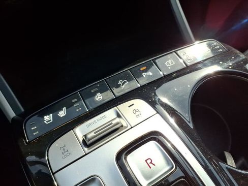 Used 2024 Hyundai Tucson Limited image 7