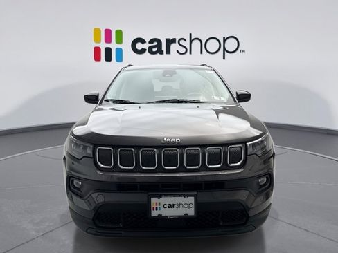 Used 2022 Jeep Compass Latitude w/ Convenience Group AWD/4WD image 8