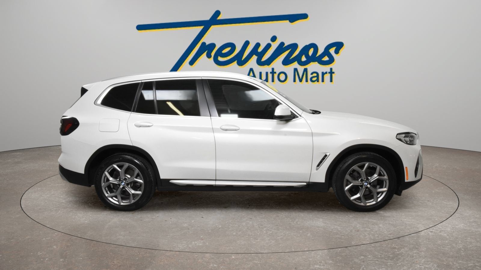 Used 2024 BMW X3 sDrive30i RWD image 5