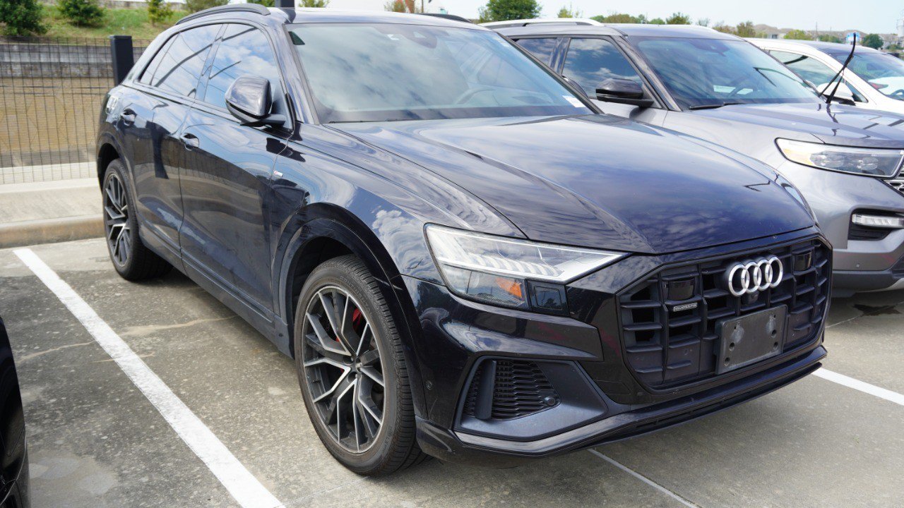 Used 2019 Audi Q8 Prestige w/ Year 1 Package AWD/4WD image 3