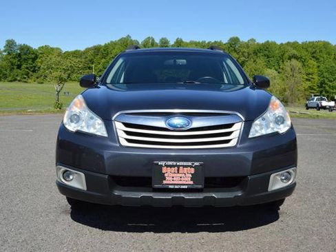 Used 2010 Subaru Outback 2.5i Premium w/ Protection Package 1A image 2