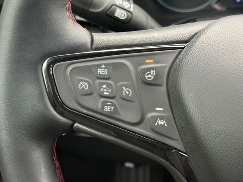 Used 2023 Chevrolet Equinox RS image 31