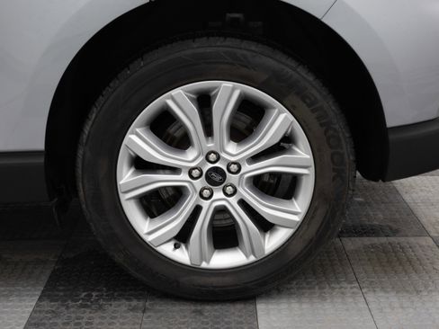 Used 2023 Ford Edge Titanium image 13