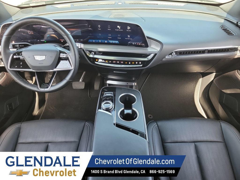 Used 2024 Cadillac Lyriq Luxury RWD image 14