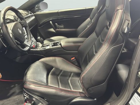 Used 2013 Maserati GranTurismo Sport image 17