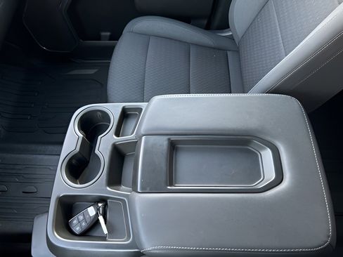 Used 2022 GMC Sierra 1500 SLE image 15