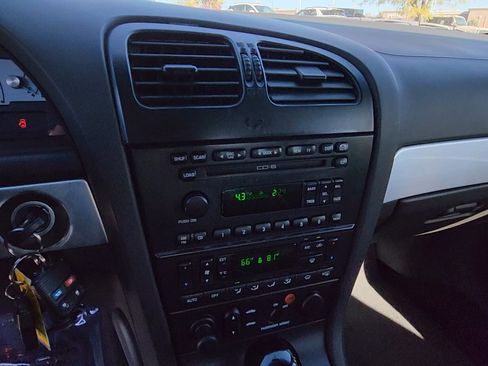 Used 2002 Ford Thunderbird Deluxe image 25