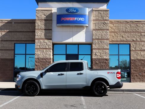 Certified 2023 Ford Maverick XLT w/ Equipment Group 300A Standard image 9