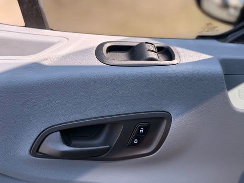 Used 2023 Ford Transit 350 XLT image 19