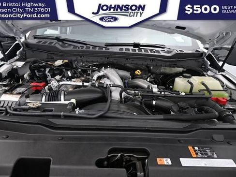 New 2026 Ford F250 XLT w/ XLT Premium Package AWD/4WD image 18