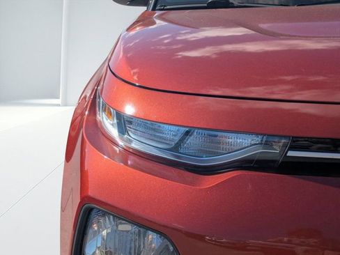 Used 2021 Kia Soul LX image 8