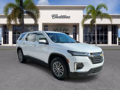 Used 2023 Chevrolet Traverse LT