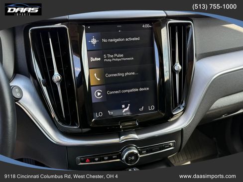 Used 2020 Volvo XC60 T5 Momentum w/ Protection Package Premier AWD/4WD image 39