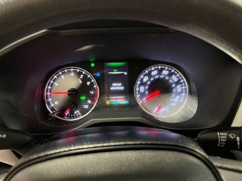 Used 2020 Toyota RAV4 XLE w/ Convenience Package FWD image 25