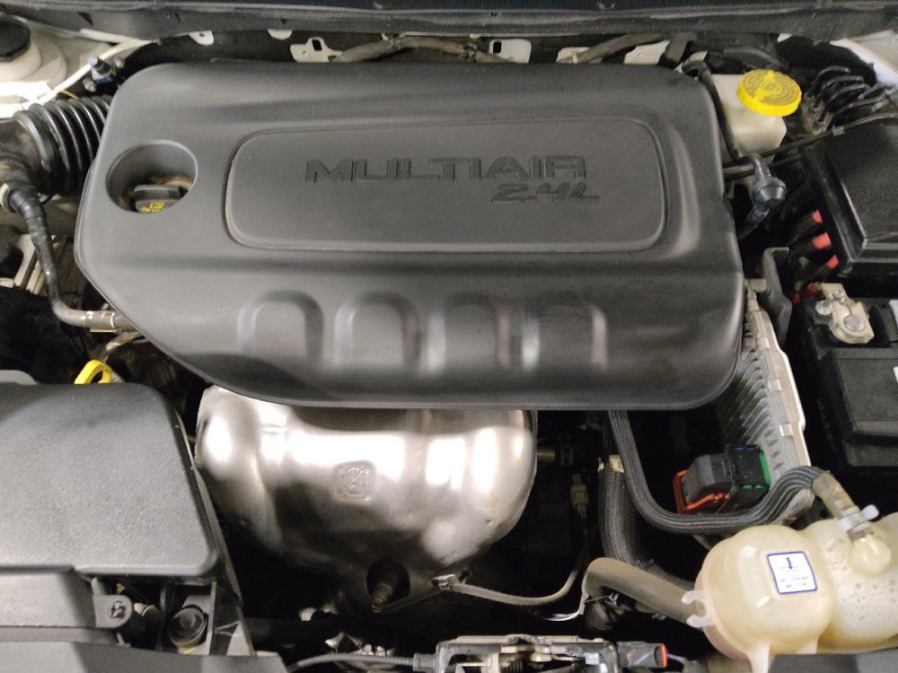 Used 2019 Jeep Cherokee Latitude w/ Popular Appearance Group FWD image 30