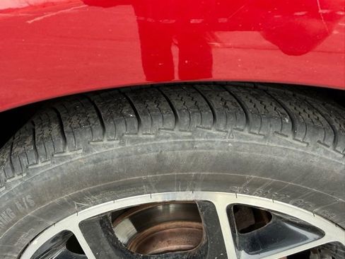 Used 2014 Ford Focus SE w/ Equipment Group 201A image 10