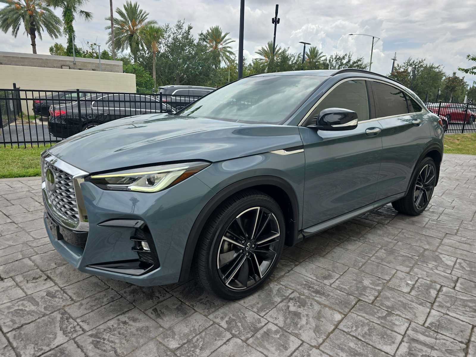 Used 2023 INFINITI QX55 Luxe w/ Cargo Package AWD/4WD image 7