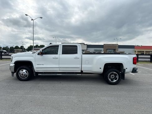 Used 2018 GMC Sierra 3500 SLT w/ Duramax Plus Package AWD/4WD image 3