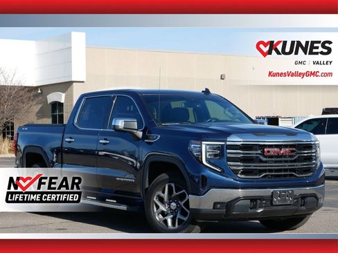 Used 2022 GMC Sierra 1500 SLT w/ SLT Convenience Package image 1