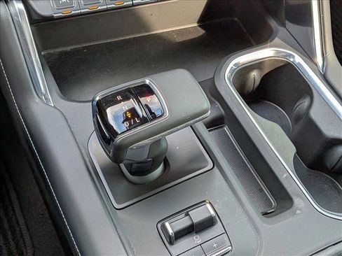 Used 2024 GMC Sierra 1500 Denali Ultimate image 11