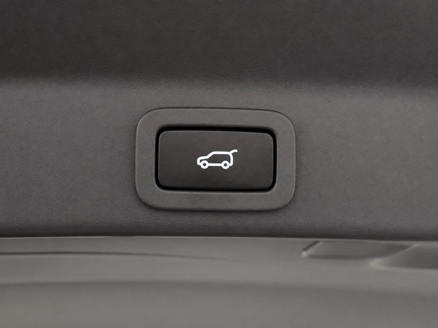 Used 2021 Jaguar F-PACE S AWD/4WD image 16