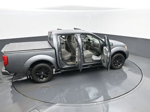 Used 2018 Nissan Frontier SV w/ Value Truck Package AWD/4WD image 26