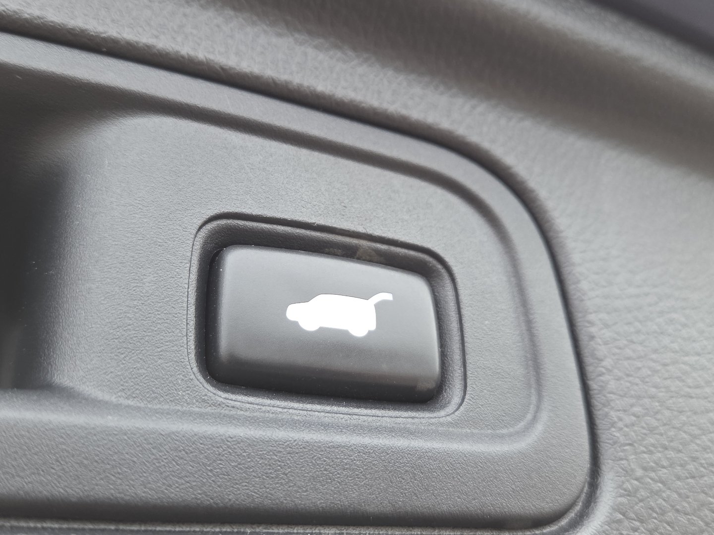 Used 2020 Honda Pilot Elite image 23